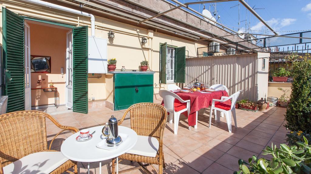 Rental In Rome Sistina View Bilik gambar